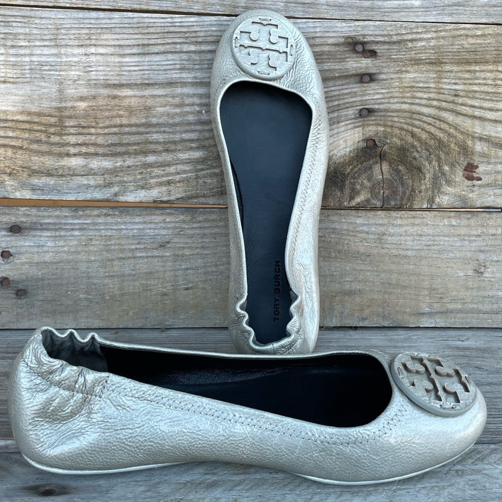 Tory Burch  Minnie Travel Ballet Flats Shiny Stone Grey Leather Slip On Shoe 6.5
